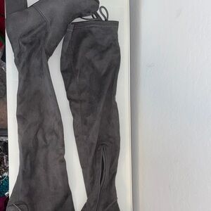 Dream Pairs Gray Heeled Boots